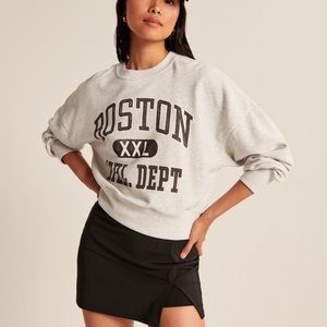 NWT. Abercrombie & Fitch Boston Athletic Dept. Sunday Crew Oversized Sweatshirt.